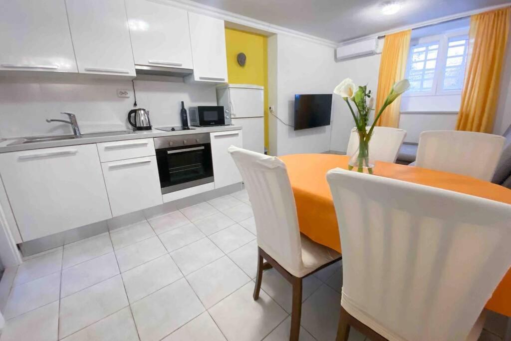 Cozy Apartment Marin In Spalato Esterno foto